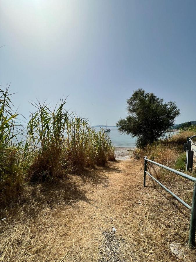 Lithino Apartments - 5Min From The Beach Agios Ioannis Peristerion Exterior foto